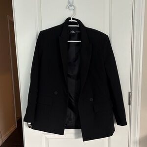 Zara Women’s Oversized Blazer